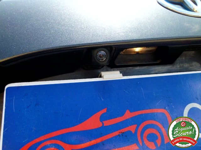 TOYOTA Yaris usata, con Isofix