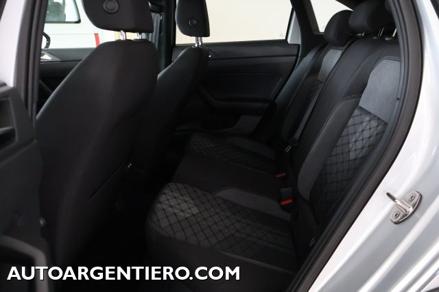 VOLKSWAGEN Taigo usata, con Fari LED