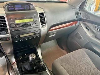 TOYOTA Land Cruiser usata, con Lettore CD