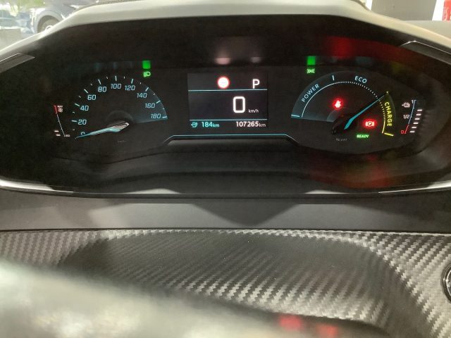 PEUGEOT 208 usata, con Autoradio digitale