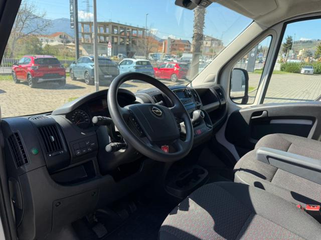 OPEL Movano usata, con Controllo automatico clima