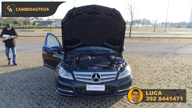 MERCEDES-BENZ C 220 usata 117