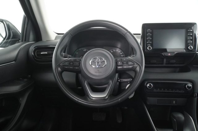 TOYOTA Yaris usata 12