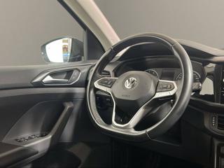 VOLKSWAGEN T-Cross usata, con USB