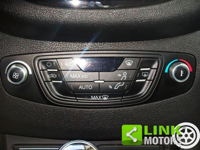 FORD Tourneo Courier usata, con Sedile posteriore sdoppiato