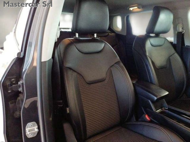 JEEP Compass usata, con Park Distance Control