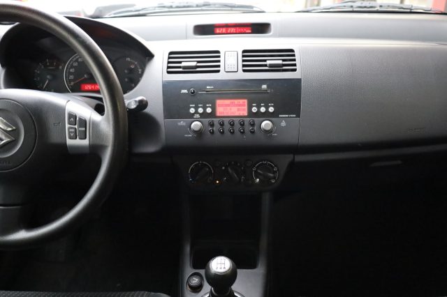 SUZUKI Swift usata, con Specchietti laterali elettrici