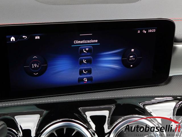 MERCEDES-BENZ CLA 200 usata, con 360° camera