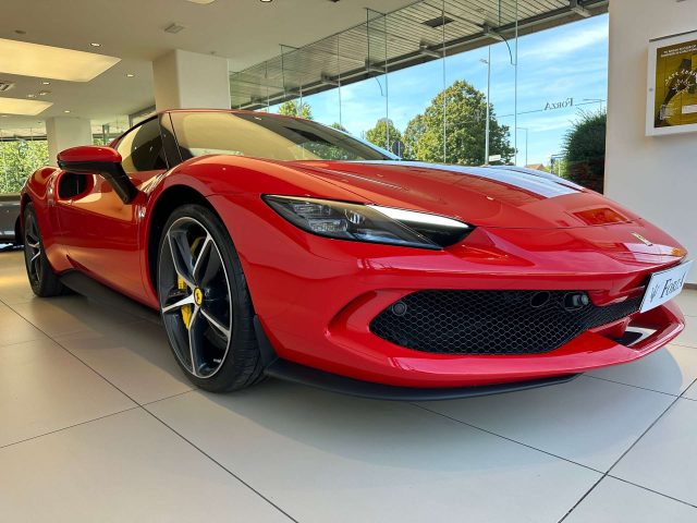 FERRARI 296 usata, con Airbag laterali