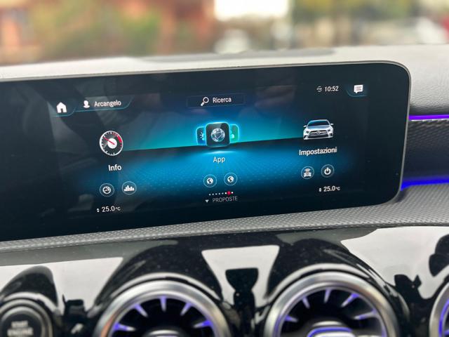 MERCEDES-BENZ A 180 usata, con Sedile posteriore sdoppiato