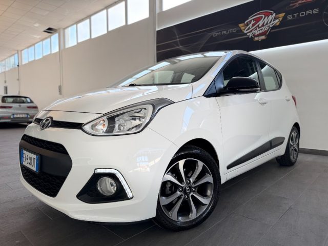 HYUNDAI i10 usata, con Specchietti laterali elettrici