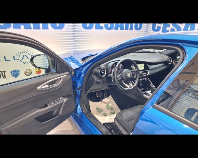 ALFA ROMEO Giulia usata, con Volante in pelle