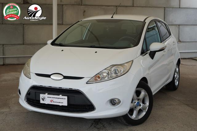 FORD Fiesta usata, con ABS