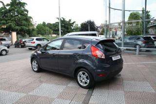 FORD Fiesta usata, con Autoradio