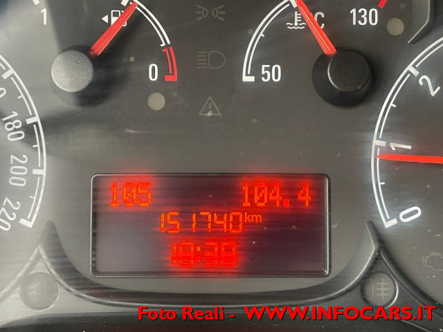 OPEL Combo usata, con Volante multifunzione