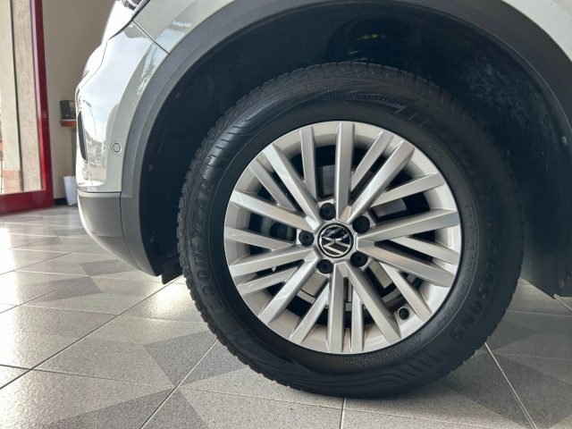 VOLKSWAGEN T-Roc usata, con Volante in pelle