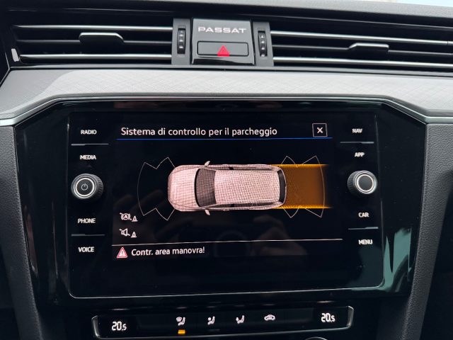 VOLKSWAGEN Passat Variant usata, con Regolazione elettrica sedili