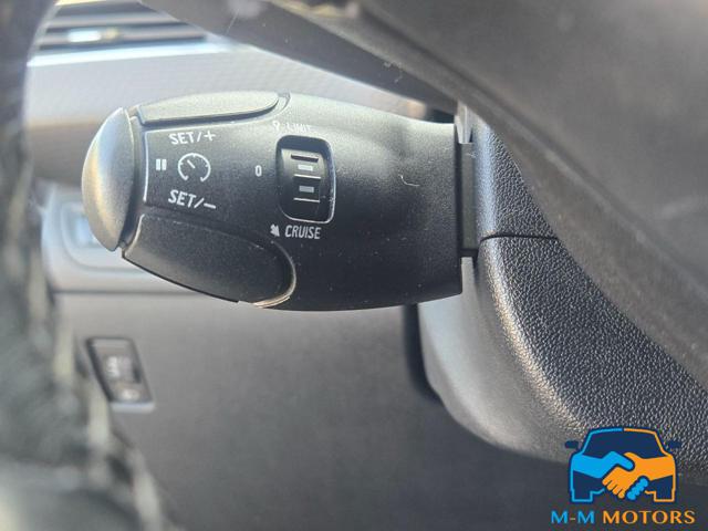 PEUGEOT 2008 usata, con USB
