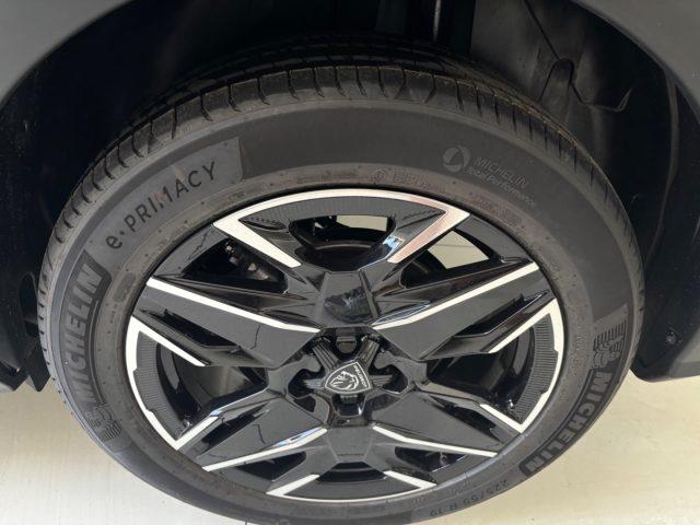 PEUGEOT 3008 usata, con Vetri oscurati