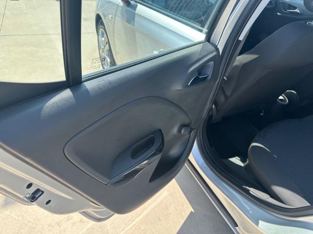 OPEL Corsa usata, con Cruise Control