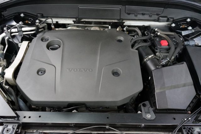 VOLVO XC60 usata, con Start/Stop Automatico