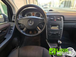 MERCEDES-BENZ B 180 usata 9