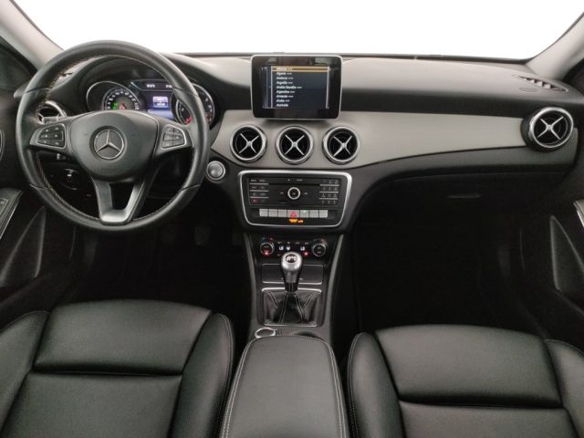 MERCEDES-BENZ GLA 180 usata, con Interni in pelle