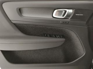 VOLVO XC40 usata, con Sedili riscaldati