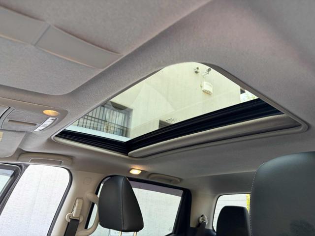 NISSAN Navara usata, con Autoradio