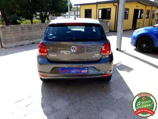 VOLKSWAGEN Polo usata, con Autoradio