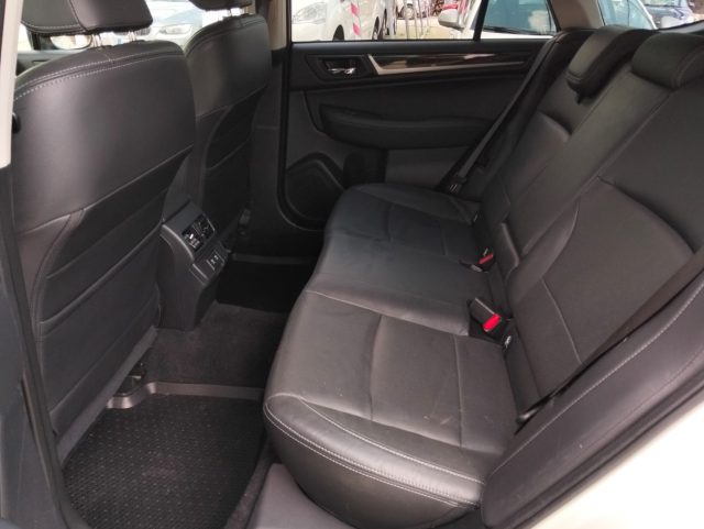 SUBARU OUTBACK usata, con ESP