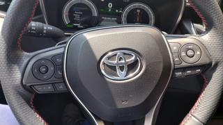 TOYOTA Corolla usata, con Sedile posteriore sdoppiato
