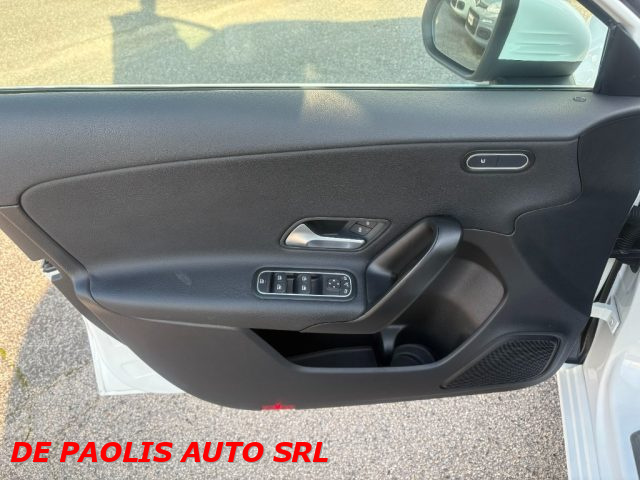 MERCEDES-BENZ A 180 usata, con Alzacristalli elettrici