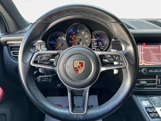 PORSCHE Macan usata, con Boardcomputer