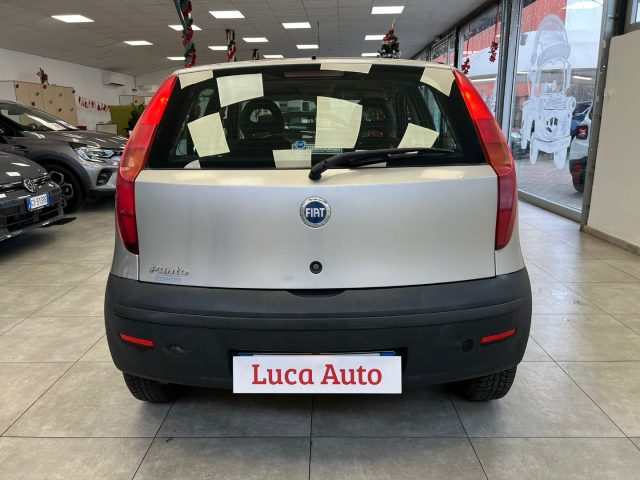 FIAT Punto usata, con Autoradio