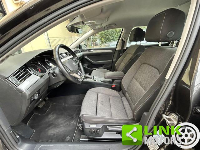 VOLKSWAGEN Passat Variant usata, con Airbag