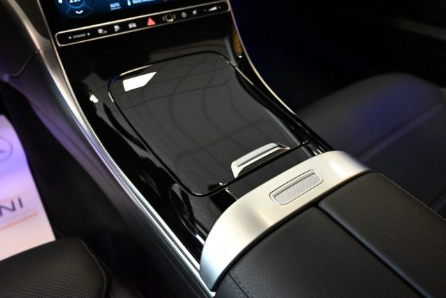 MERCEDES-BENZ C 300 usata 49