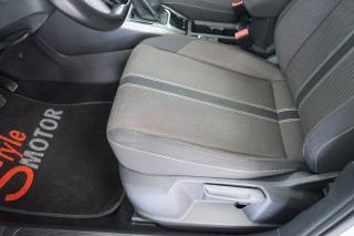 VOLKSWAGEN T-Roc usata, con Sensori di parcheggio posteriori