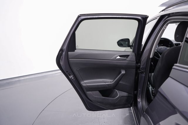 VOLKSWAGEN Taigo usata, con Frenata d