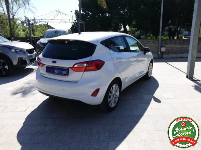 FORD Fiesta usata, con Boardcomputer