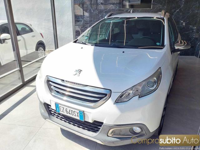 PEUGEOT 2008 usata, con Airbag