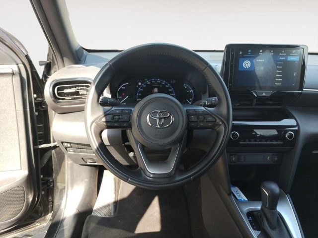 TOYOTA Yaris Cross usata, con Sistema di navigazione