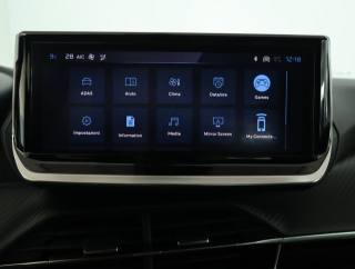PEUGEOT 2008 usata, con Autoradio digitale