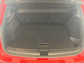 RENAULT Austral usata, con Hill holder