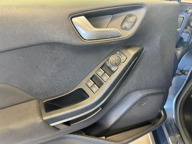 FORD Fiesta usata, con USB