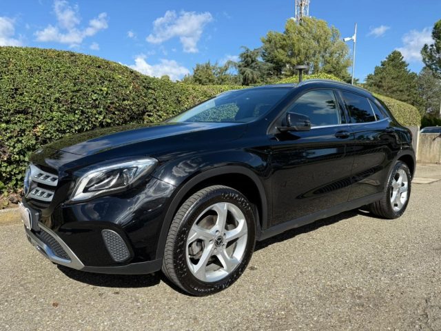 MERCEDES-BENZ GLA 180 usata, con Airbag