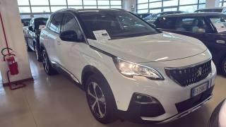 PEUGEOT 3008 usata, con Fendinebbia