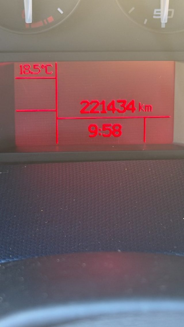 IVECO Daily usata 10