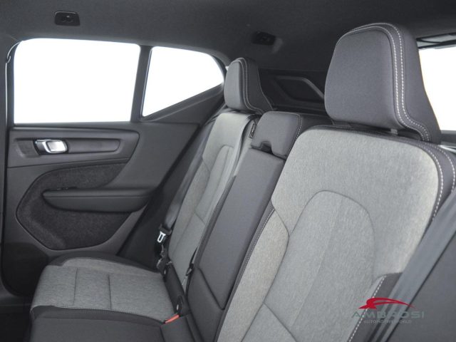 VOLVO XC40 usata 9