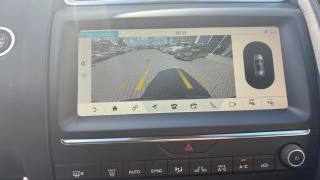 JAGUAR E-Pace usata, con Fari Xenon